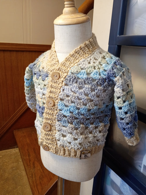Baby cardigan 6-9mths