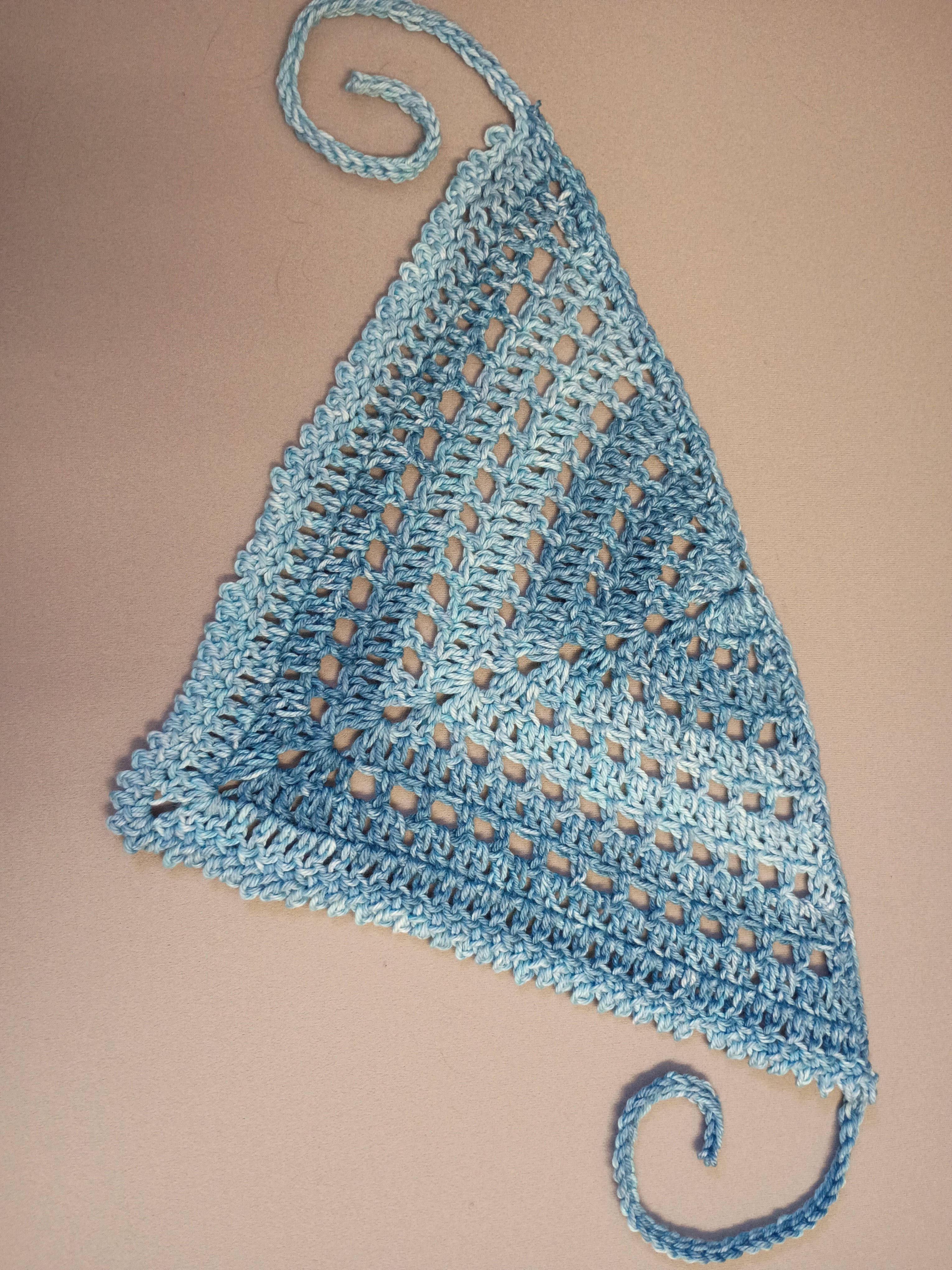 Lacy bandana